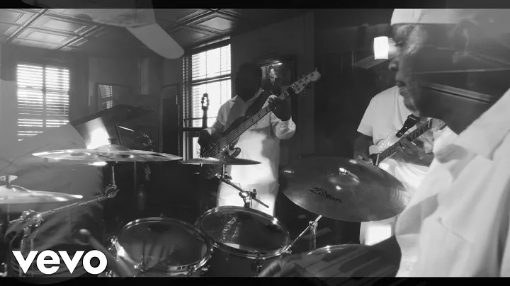 John Smith & DA'JA - Right On Key ft. Maurice Whit...