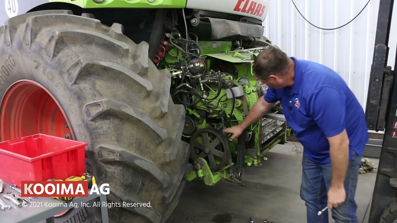 Setting up a 494-498 Series Claas® to Chop Ear Corn - YouTube