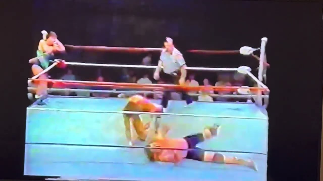 5 Star Championship Wrestling brings to us Rockin’ Robin & Sam Houston vs SnakeWatson & ShirleyBlack