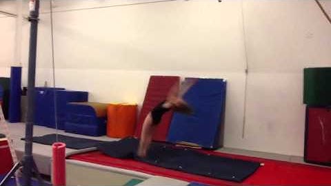 Training Skill: Front 1 1/2 back layout step out