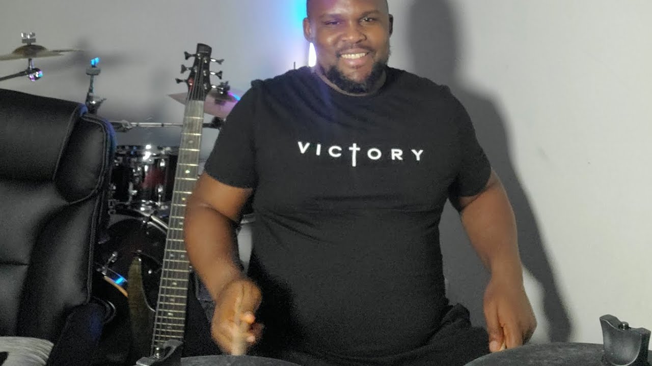 Matwen Ewurade. Sunday Thanksgiving. 