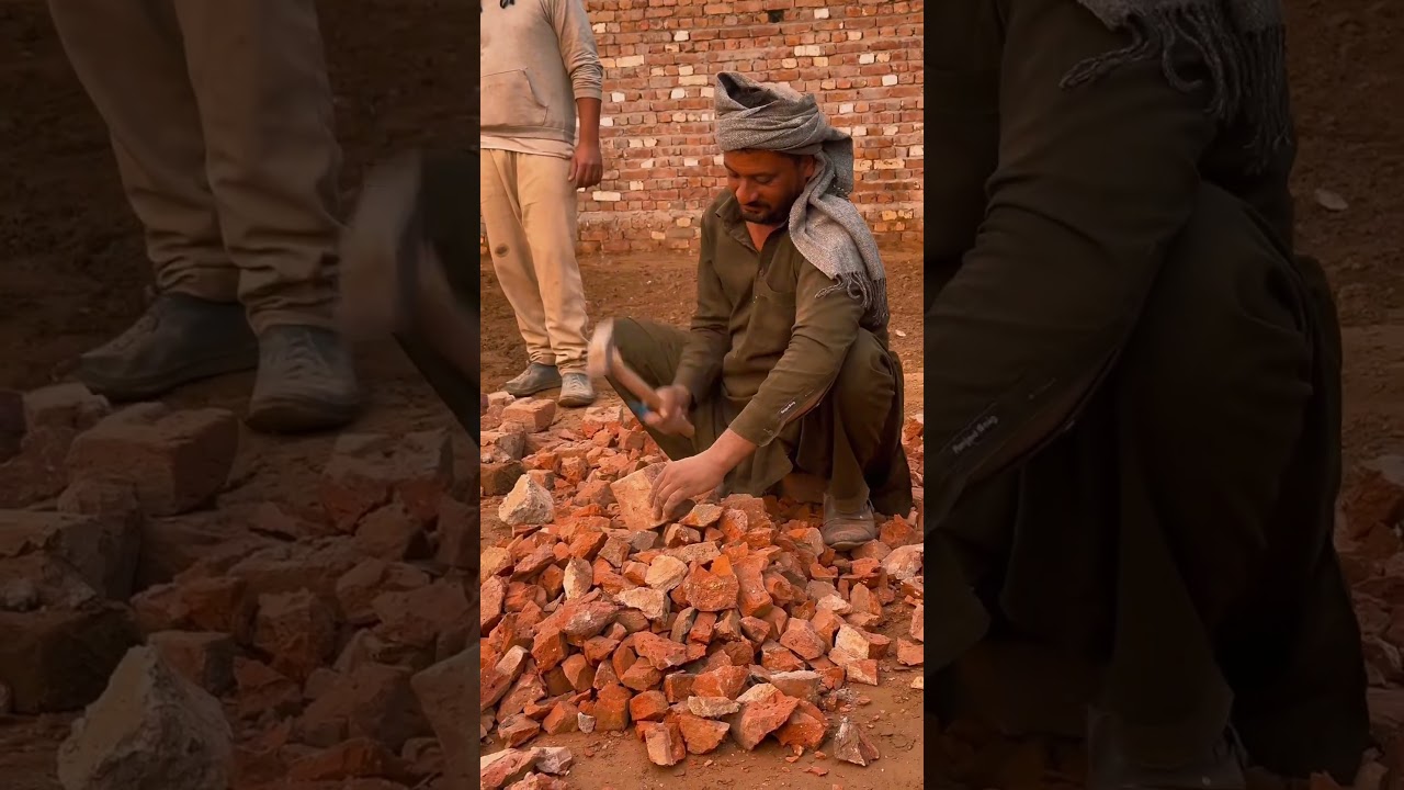 MUSSA COMMERCIAL CENTER Ready to move shops availabe 