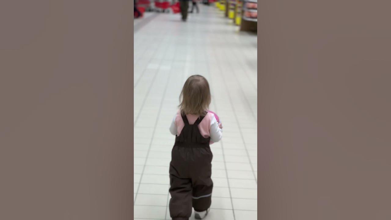 Считает себя уже взрослой ))) ходит одна по Тц. #взрослаяжизнь # ...