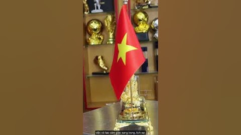 Ống Cắm Bút Gắn Cờ với Pha Lê Rồng Vàng Để Bàn Làm Việc Sang Trọng