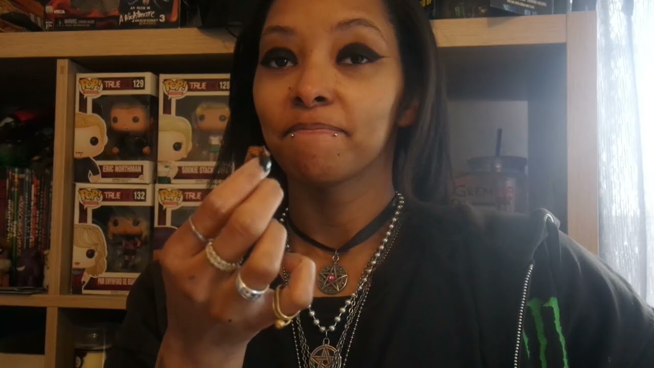 Edible Insects - Taste Test - Stink Bugs