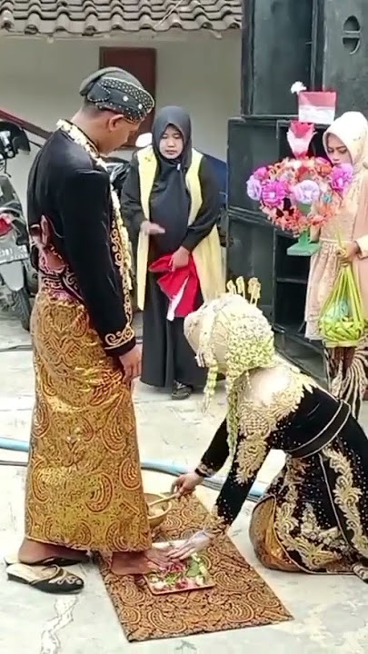 PENGANTIN ADAT JAWA TIMUR
