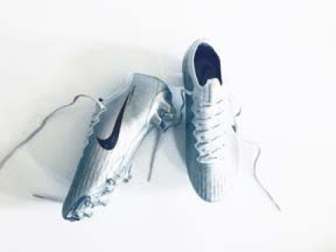 Nike Mercurial Vapor Fury XII Club IC Soccer Shoes Volt