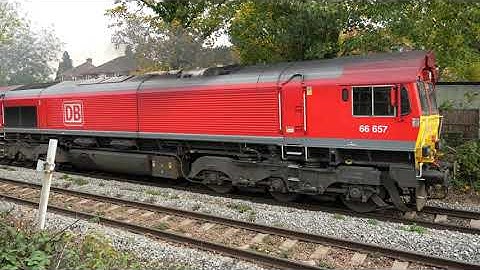 6V05  DB Cargo Class 66 66657 passing Wylds Lane Junction Worcester 4/11/25
