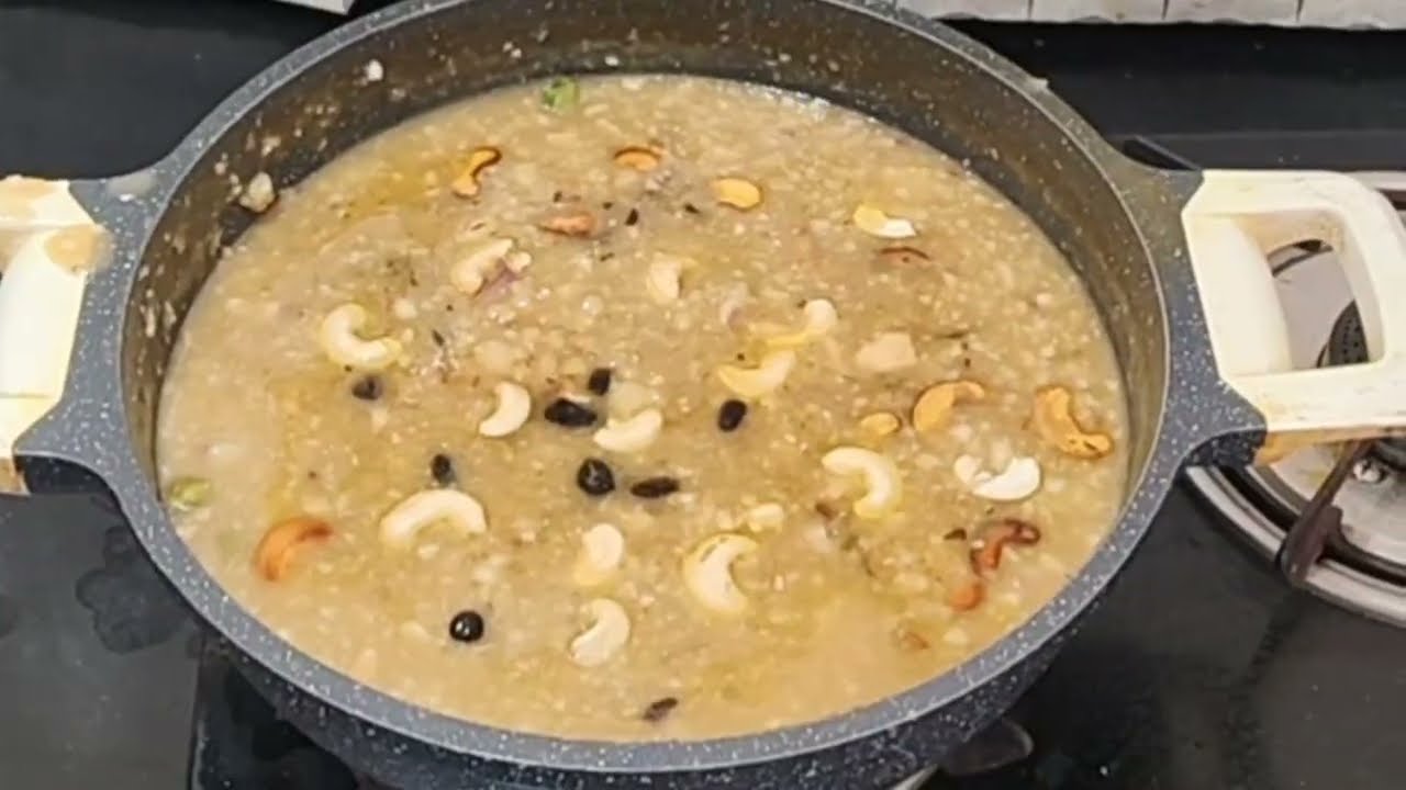 ഗോതമ്പ്പായസം ഇതുപോലെ ഉണ്ടാക്കിനോക്കു. പത്രകാലിയായ വഴി അറിയില്ല. KpTastes.