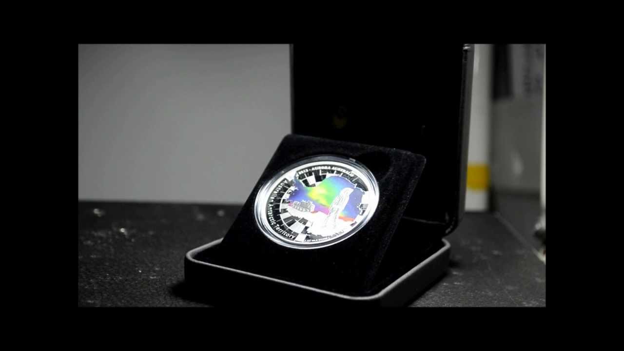 Australia 2013 $1 Aurora Australis Glow in the Dark 1oz Silver Coin