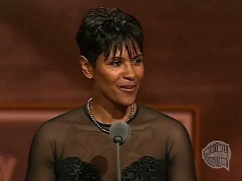 Lynette Woodard&rsquo;s Basketball Hall of Fame Enshrinement Speech