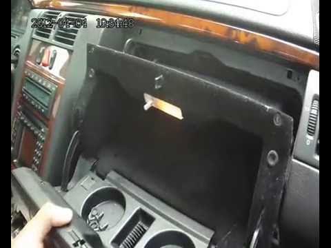 Как снять бардачок мерседес w210 Замена салонного фильтра Мерседес W210 или как правильно извлекать бардачок - Yo