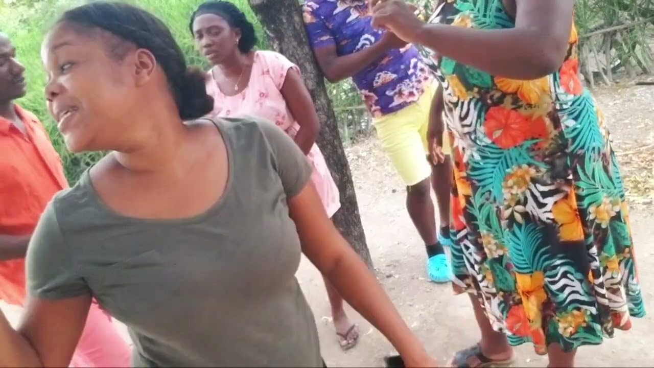 Bina fè Christina kriye tankou ti BB