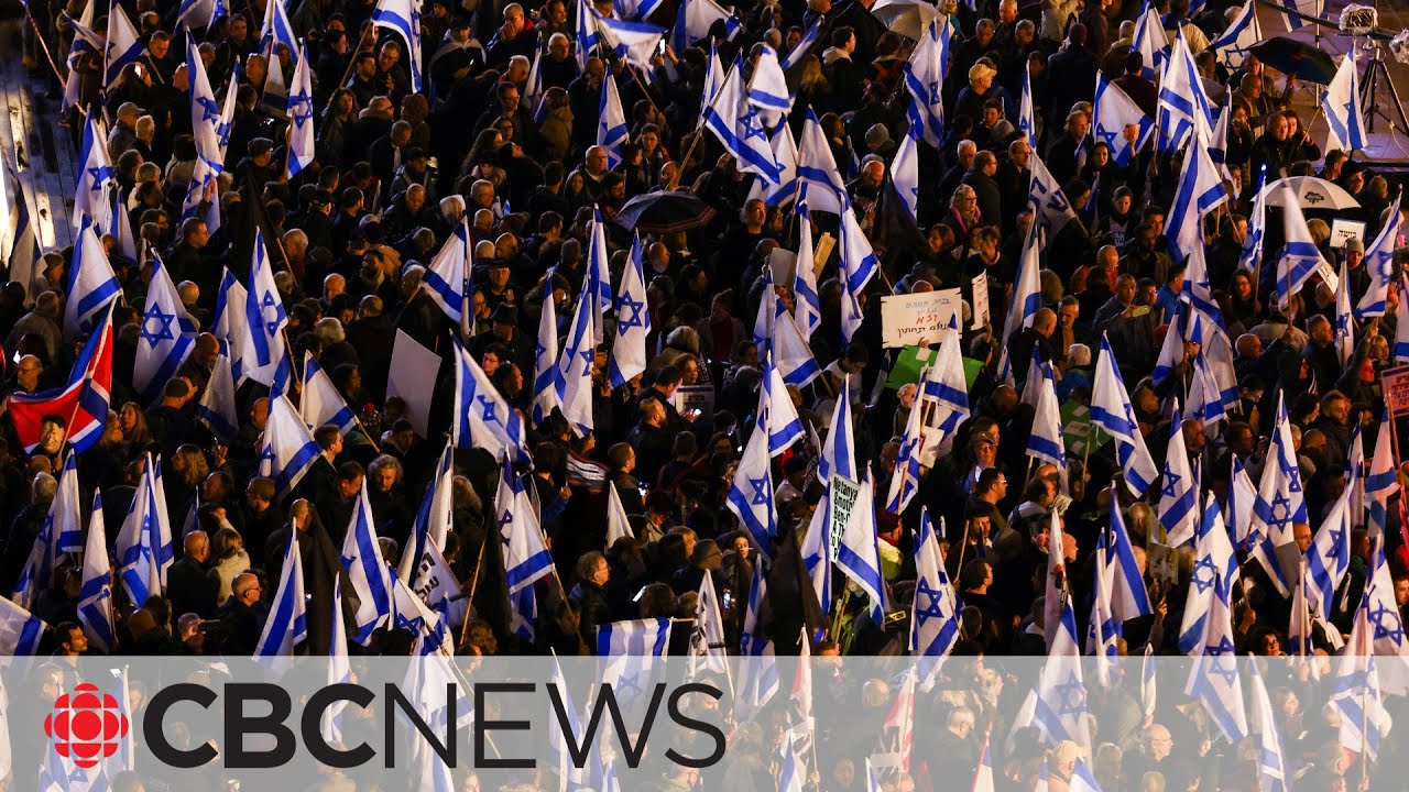 ⁣Tens of thousands of Israelis protest Netanyahu's plan to reduce Supreme Court's powers