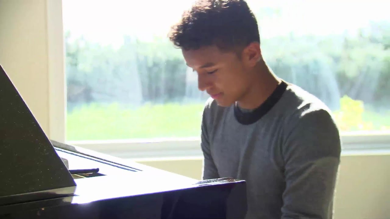Jaafar Jackson's Stunning Piano Cover of Justin Bieber's '