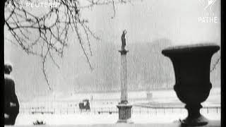 Snow scenes in Paris (1926)