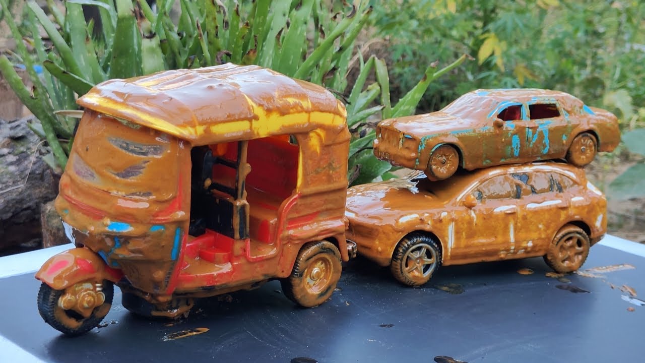 Muddy Auto Rikshaw, Muddy Army Jeep, Muddy Truck Wash, Dirty Car wash