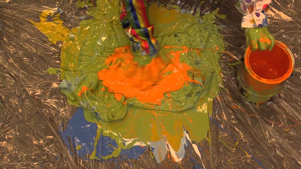 WHAT COLOR IS THIS DRESS?