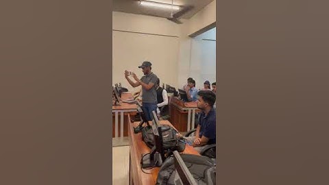 A video from Breaking into Data Analytics Event | GDGoC IIUI