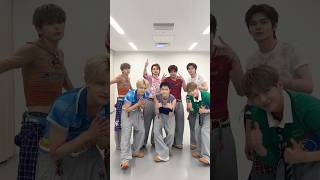 日本テレビ『バズリズム02』に出演させていただきました🎵✨ハジマリCOLORたくさん聴いてたくさん踊ってください🌈 #バズリズム#aoen #アオエン#aoen_ハジマリCOLOR
