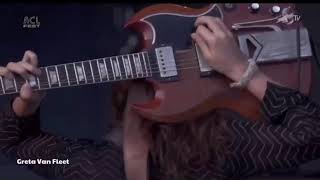 Jake Kiszka Gets Hair Stuck In Guitar Strap