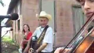 Video thumbnail of "D.L. Menard sings The Back Door with L'Angelus"