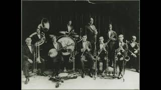 Video-Miniaturansicht von „Shake It And Break It - King Oliver & His Orchestra (1930)“