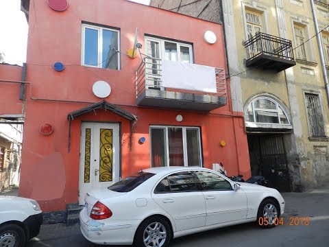 უნივერსალური კომერციული ფართი, ცალკე მდგომი 2 სართულიანი სახლი, ვერაზე,