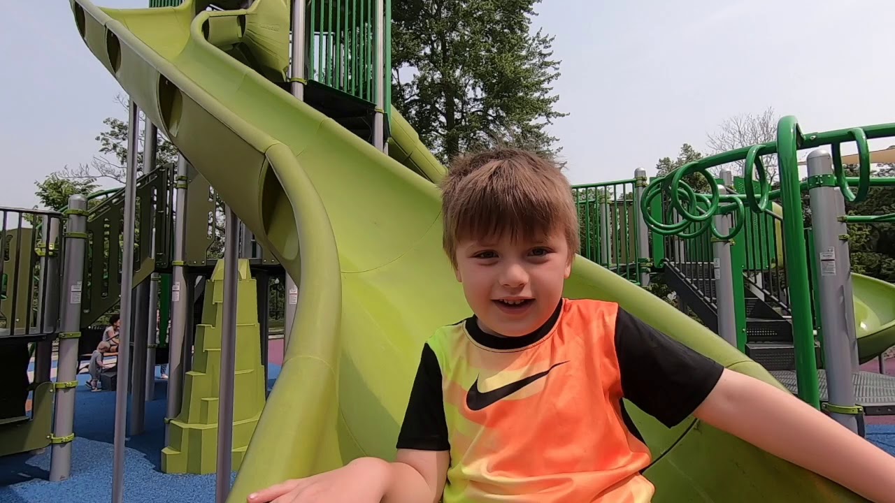 The first daily vlog from Horsehead Bookends!