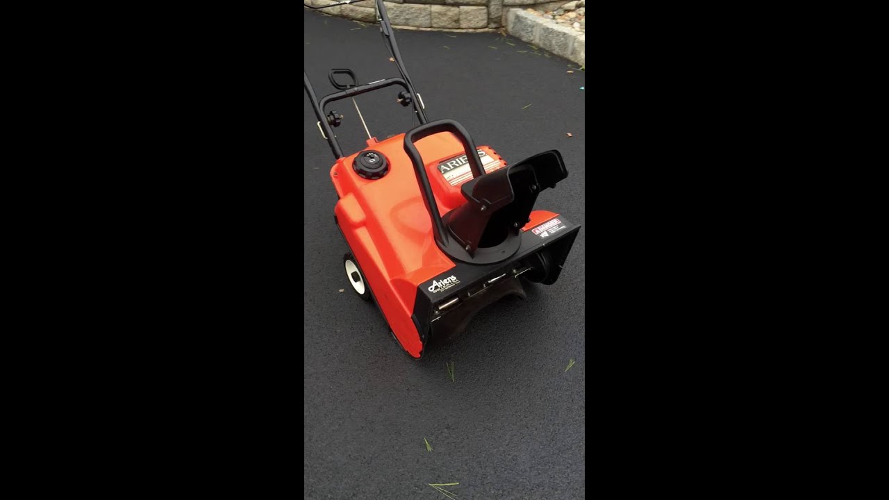 Running Ariens SS322 SnowBlower YouTube