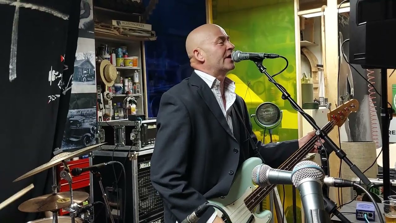 Spild Af Tid - I don't want to be your dog