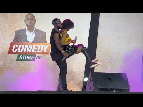 Eddy Kenzo carried Kin Bella during their massive Nkuwe performance at Comedy Store. Enjoy!