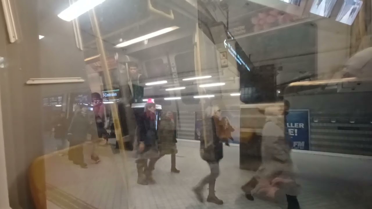 Tunnelbanan Från Odenplan Till Slussen