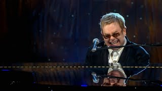Download Lagu Elton John live 4K - Take Me To The Pilot (Elton 60 - Live at Madison Square Garden) | 2007 MP3