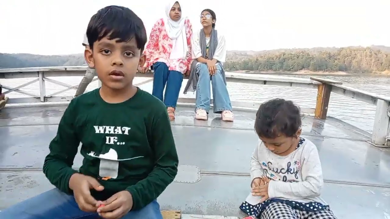 বনভোজনের আনন্দ মুহুর্তের ভিডিও