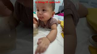 Em bé nằm úp có sao không, adorable baby #ivfbaby #embe #baby #cutebaby #short #babysmile #adorable