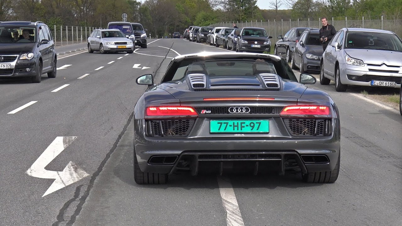 ⁣Audi R8 V10 Plus Spyder Brutal Accelerations!