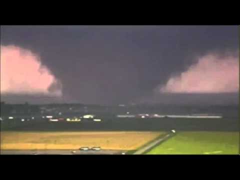 Reconstructing The Oklahoma Tornado From Start To Finish, In Videos