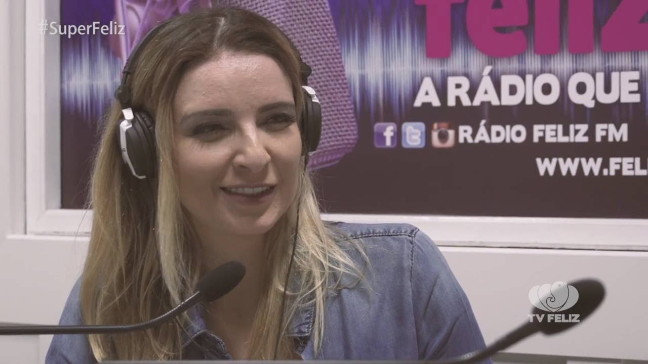 Bianca Pagliarin entrevista o cantor André Valadão superliga argentina