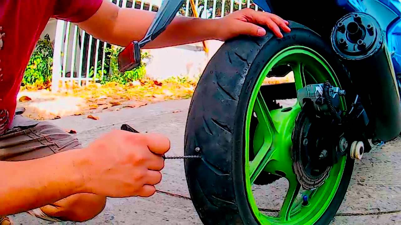 🤯 COMO reparar PINCHAZO MOTO 💥 Kit de mechas repara pinchazos moto 