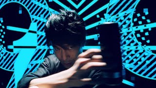 長谷川博己、カラフルな空間でスタイリッシュにダンス 　「サッポロチューハイ９９．９９」新TVCM『これがクリアなうまさ』篇