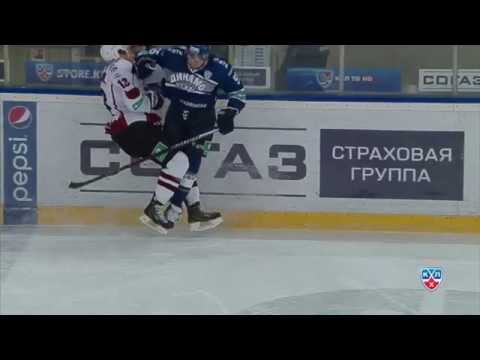 Вишневский ставит шлагбаум у борта Скворцовсу / Vishnevsky rocks Skvortsovs along the board
