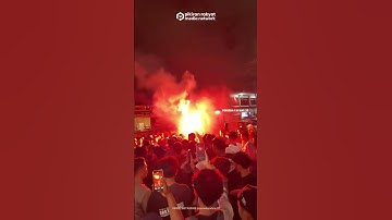 Bonek Sambut Kedatangan The Jak di Surabaya #Bonek #Jakmania #Persija #Persebaya #Liga1