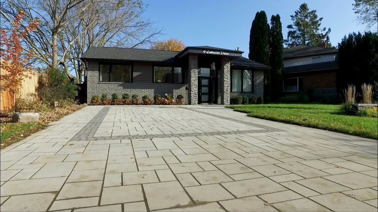 4 Lakeside Drive, Grimsby. YouTube