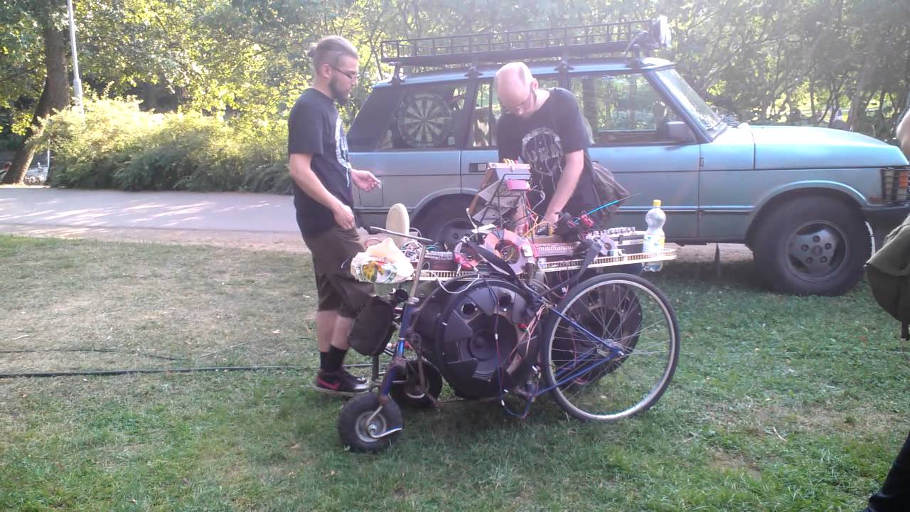 Alppipuistossa jännittävä musiikkivärkki