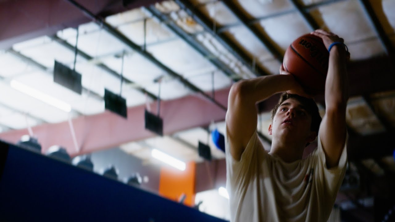 Basketball Spec Ad | BMPCC6K + Sigma 18-35 f1.8