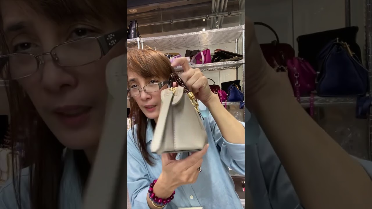 The mini mini FENDİ bag