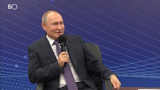 ​Путин рассказал врачам анекдот про бабушку и адвоката