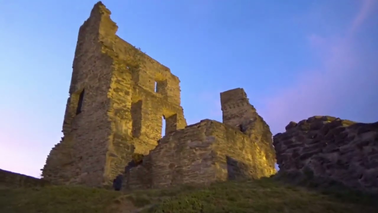 Burgstadt Kastellaun im Abendrot 🌄 Licht-Schatten- und Farbenspiel #sunset #castle #nature #horizon