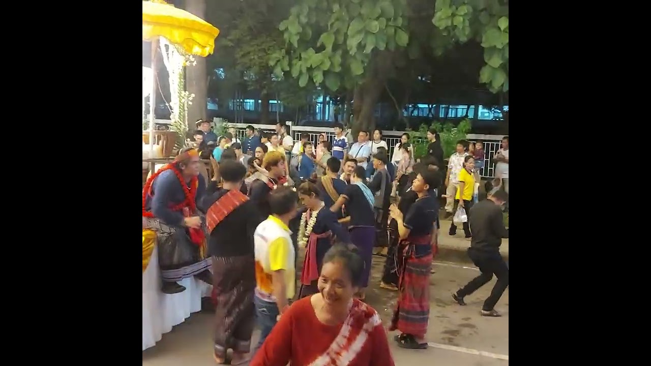 ขบวนแห่หมอเหยา 